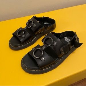 Dr. Martens Xabier Sandal